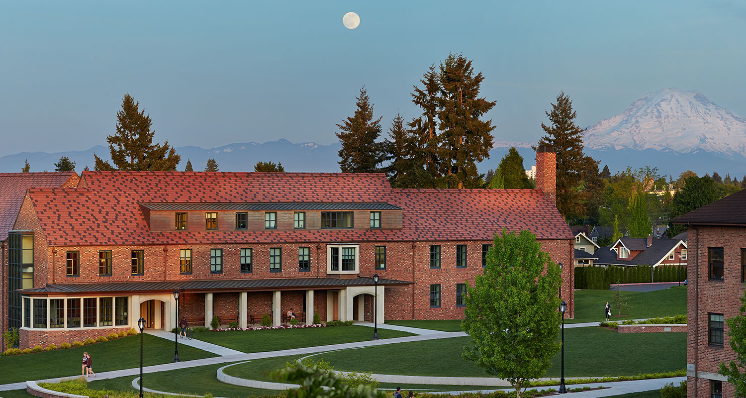 University of Puget Sound Commencement Walk