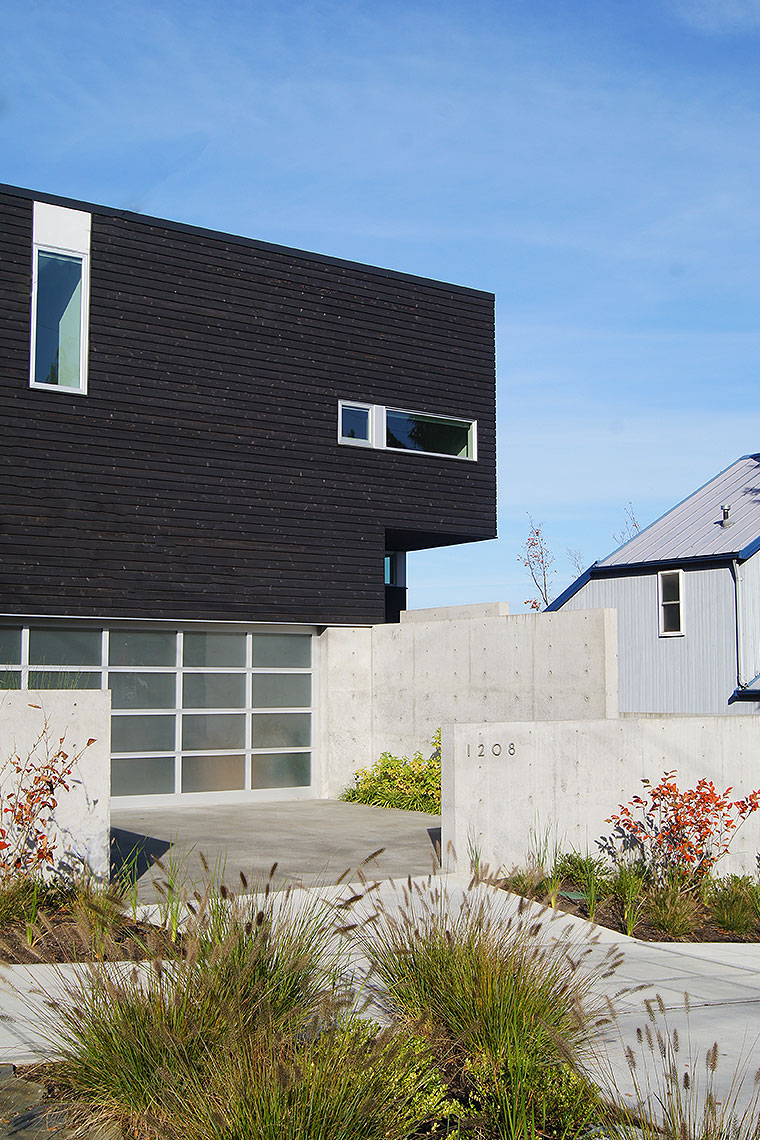 Cantilever House